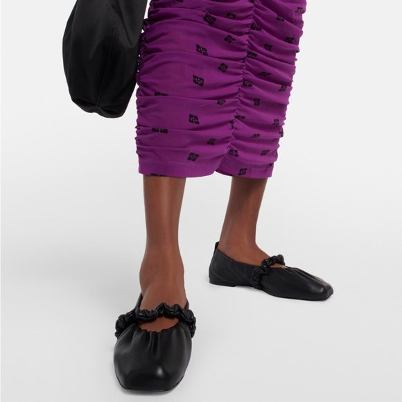 GANNI Black Scrunchie Leather Ballerina Flats (New!! Worn Only Once) - Picture 2 of 5